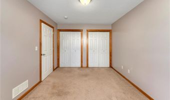 15628 Landauer Cir, Basehor, KS 66007