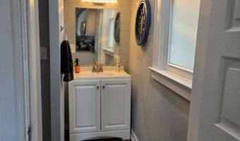 922 Summit Ave, Cincinnati, OH 45204