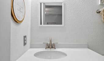 8138 Maple Stream Blvd, Indianapolis, IN 46217