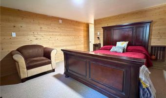 12 Barton Flats Rd, Angelus Oaks, CA 92305