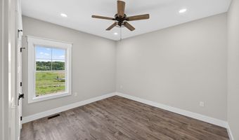 7003 Honeysuckle Trl, Baxter, TN 38544