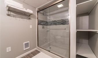 3 Luther St, Johnston, RI 02919
