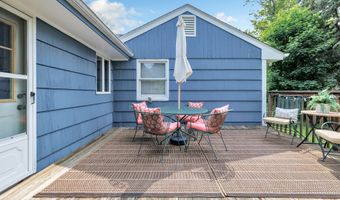 85 Elmsford Rd, Bridgeport, CT 06606