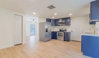 6304 FLORIDA Cir W, Apollo Beach, FL 33572