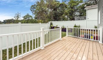 87 Oliver St, Bridgeport, CT 06606