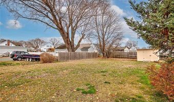 311 High St, Cumberland, RI 02864