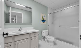 5049 Birdie Ln, Ann Arbor, MI 48103