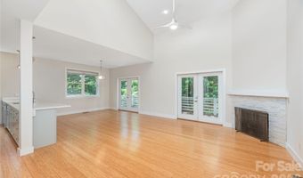 39 Hubbard Ave, Asheville, NC 28806