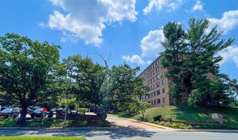 3000 SPOUT RUN Pkwy C603, Arlington, VA 22201