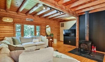 21663 OATLANDS Rd, Aldie, VA 20105