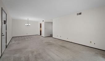 148 Cumberland Park Ct E, Ballwin, MO 63011