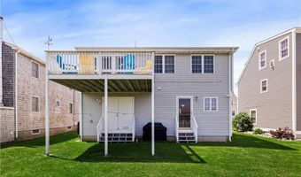 16 Elm Ave, Narragansett, RI 02882