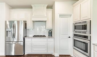 210 Seminole Trl, Alvarado, TX 76009