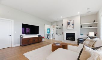 5926 E Forbes Ct, Bel Aire, KS 67220