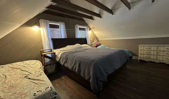 8 Main St, Bennington, NH 03442