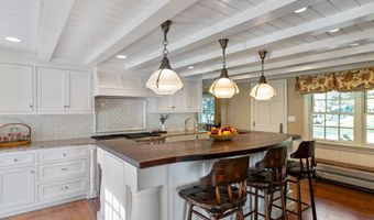 6 Pine Hill Rd, Burlington, CT 06013