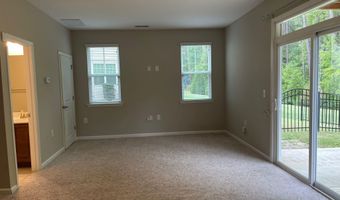 626 Edgewater Ridge Ct, Apex, NC 27523