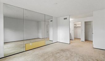 5430 Baltimore Dr 44, La Mesa, CA 91942