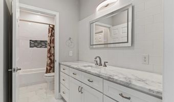 209 Carriage Hill Ln, Heath, TX 75032