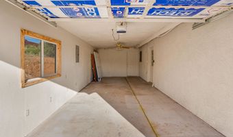 33665 S INCLINE Dr, Black Canyon City, AZ 85324