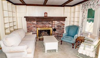 22 Colerick Ave, North Smithfield, RI 02896