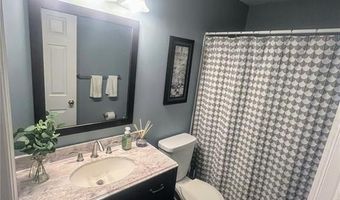 1344 Highland Oaks Dr A, Ballwin, MO 63021