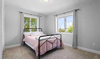 3646 Sturbridge Pl, Allentown, PA 18104