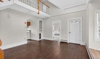102 Market 3, Amesbury, MA 01913