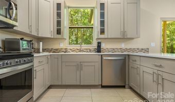 48 River Walk Dr, Asheville, NC 28804
