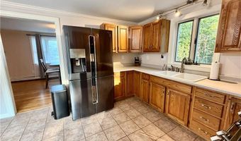 209 Skunk Hill Rd, Hopkinton, RI 02832