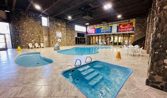 2515 6th St, Brookings, SD 57006