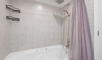 13700 FRANKFORT Ct, Rockville, MD 20853