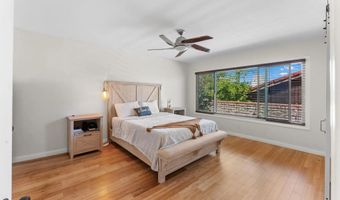 925 Moody Dr, Escondido, CA 92027