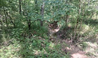 Silver Creek Rd, Alhambra, IL 62001