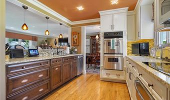 690 Garnette Rd, Akron, OH 44313