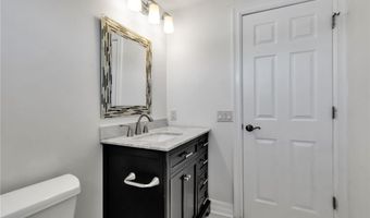 10 San Mateo Ct, Amherst, NY 14051
