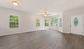 6118 E Benton St, Bay St. Louis, MS 39520