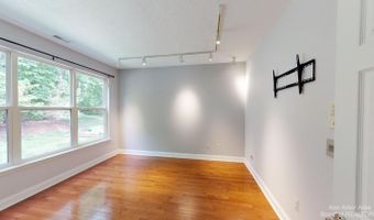 1408 Fox Pointe Cir, Ann Arbor, MI 48108