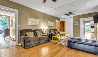 99 Holly Ln, Bayville, NJ 08721