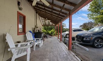 484 BROUGH Rd, Abbottstown, PA 17301