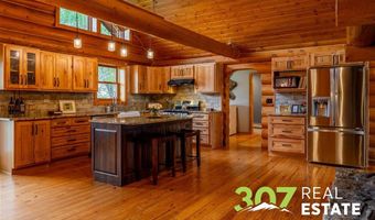 9 Falcon Dr, Cody, WY 82414