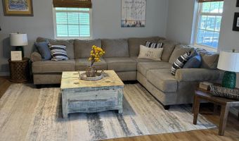 4010 Blue Jay St, Bay St. Louis, MS 39520