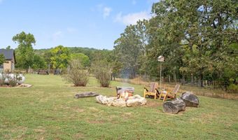 24352 State Hwy Ee, Aurora, MO 65605