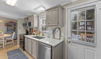 1089 N Windwood, Batesburg, SC 29006