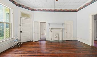 414 S Hutchinson Ave, Adel, GA 31620