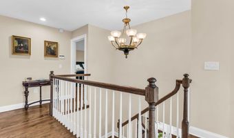 41 Sears Ave, Atlantic Highlands, NJ 07716