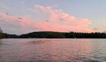 63 Lake Shore Dr, Barnstead, NH 03225