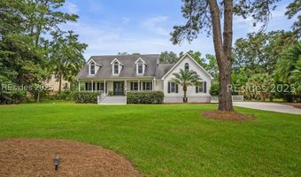 30 Dolphin Point Dr, Beaufort, SC 29907