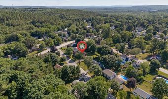36 Woodlawn Ave, Auburn, ME 04210