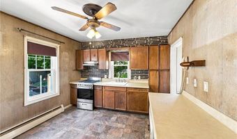 217 Narragansett St, Cranston, RI 02905